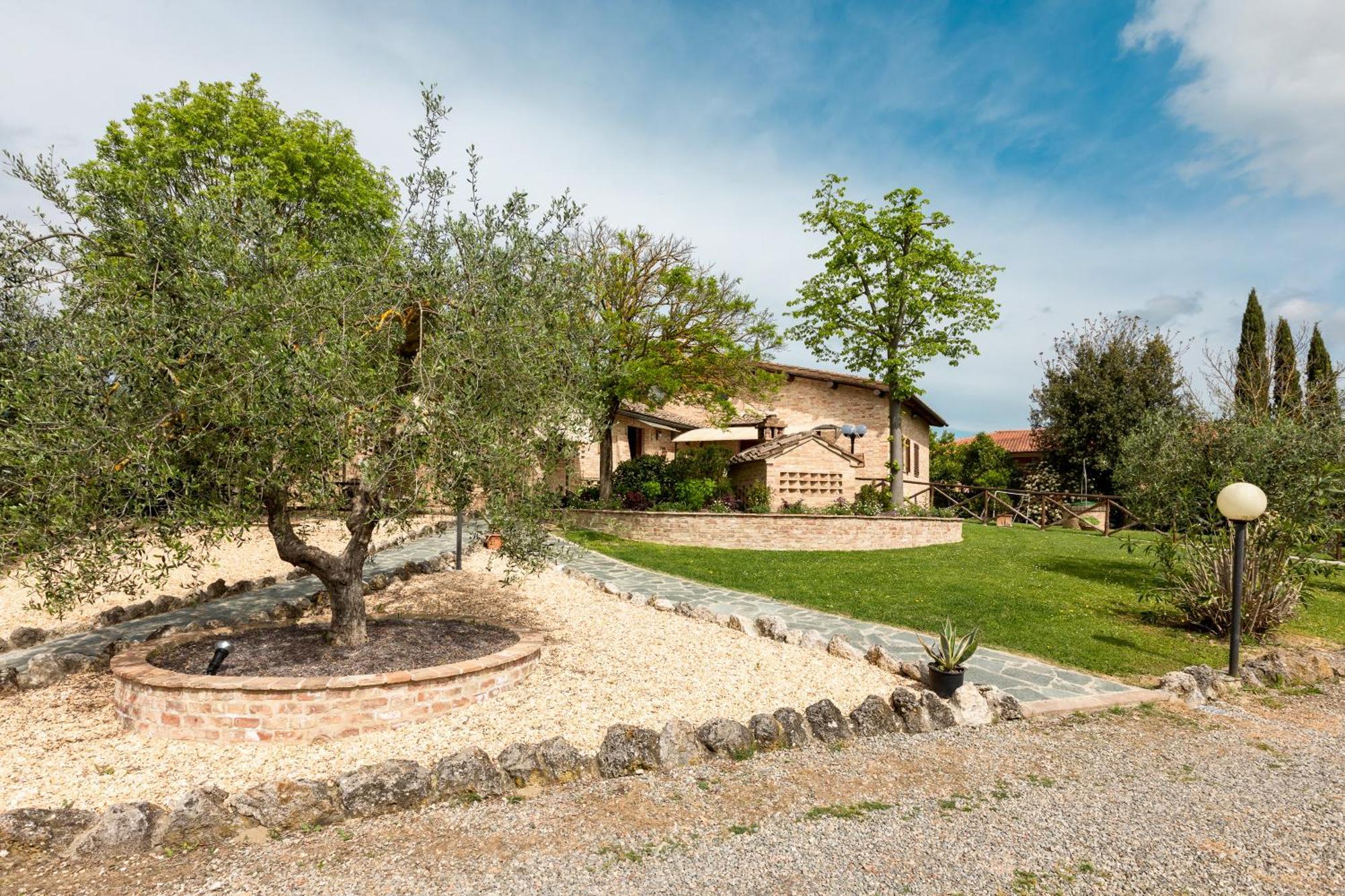 Apartmán Asso Di Picche Siena Exteriér fotografie